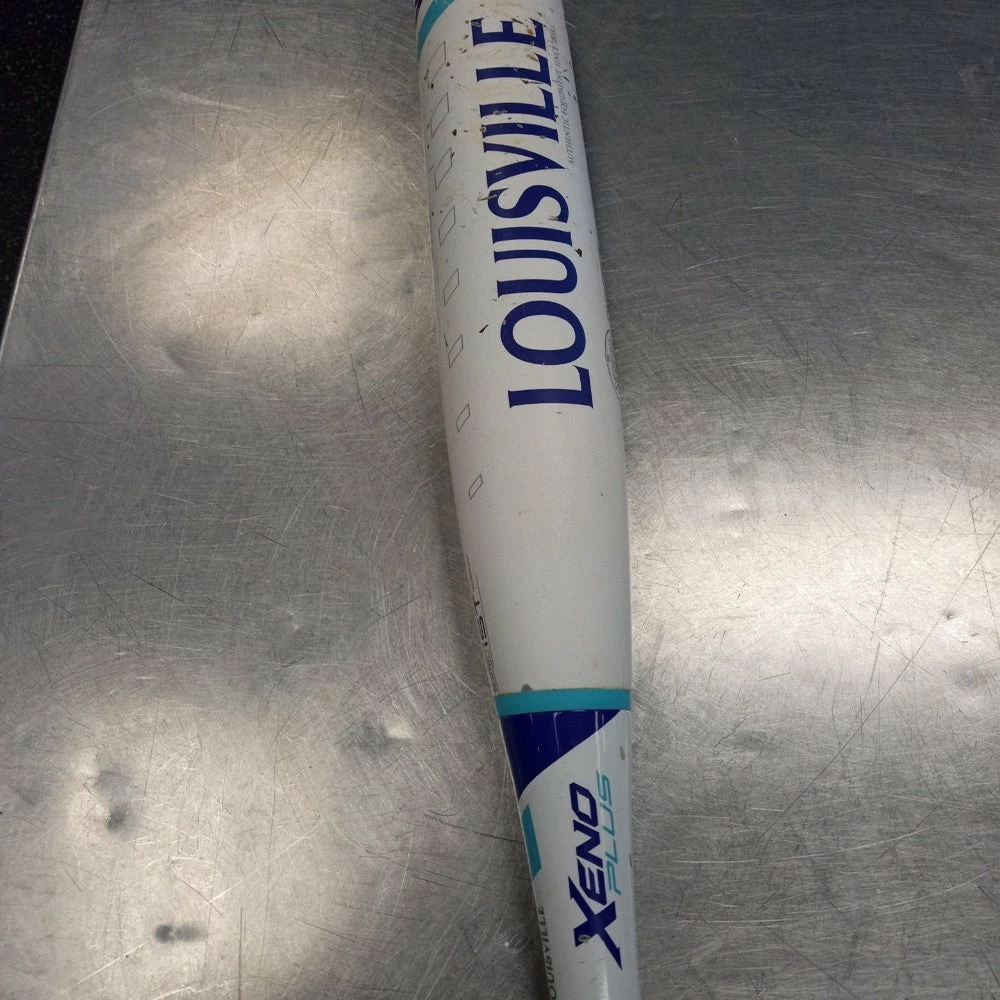 Louisville Slugger WTLFPXN170 32/22 -10 Louisville Slugger Used (-10) 32" Bat 1 Louisville Slugger WTLFPXN170 32/22 -10 Louisville Slugger Used (-10) 32" Bat