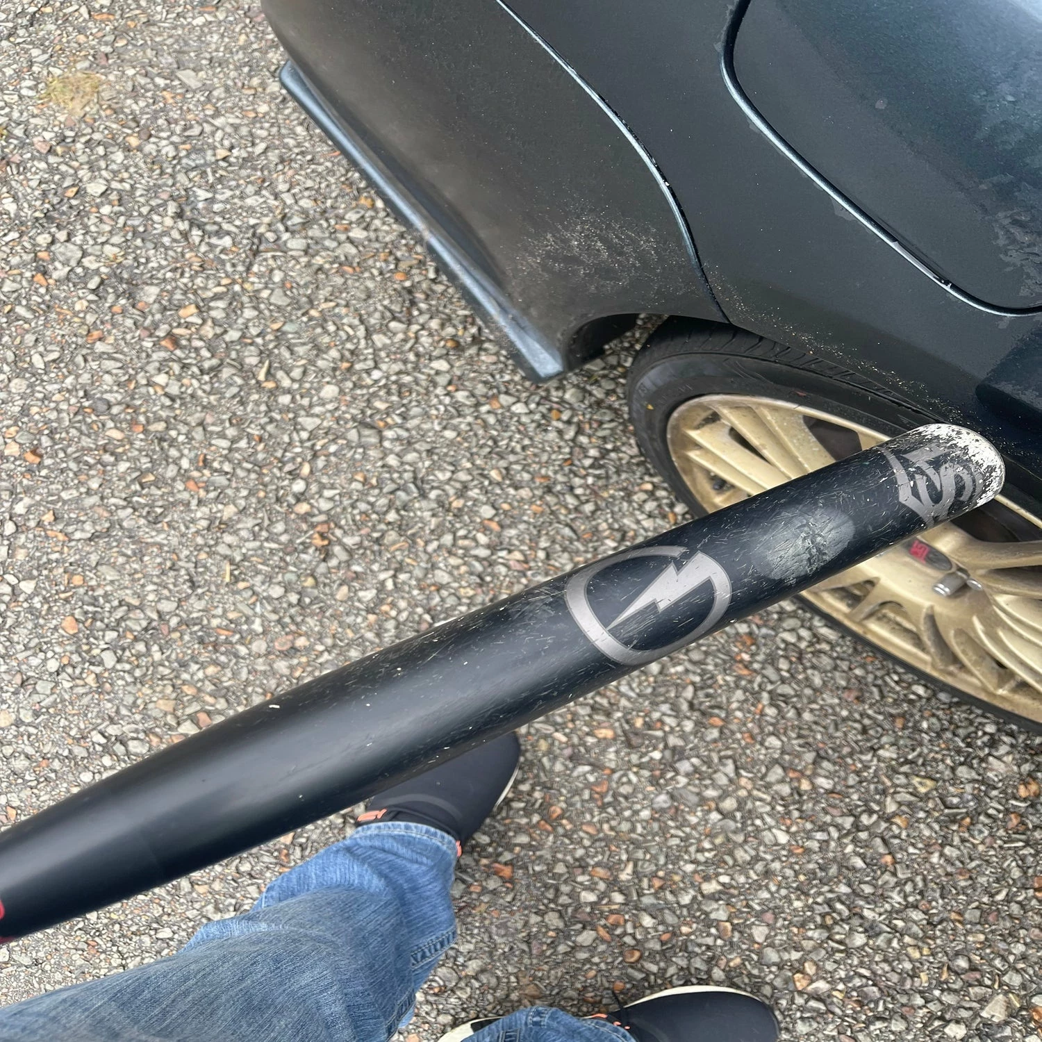 LOUISVILLE SLUGGER Used Composite (-8) 26 Oz 34" Genesis Bat 3 LOUISVILLE SLUGGER Used Composite (-8) 26 Oz 34" Genesis Bat - Image 3