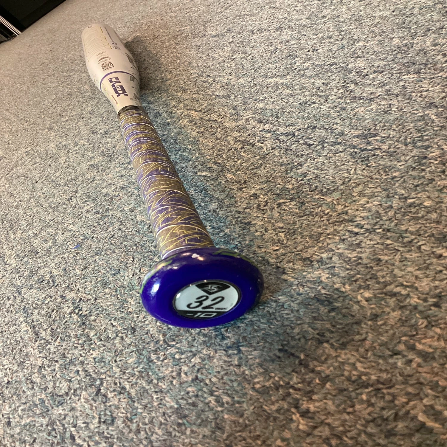 Used 2022 Louisville Slugger (-10) 22 Oz 32" Xeno Fastpitch Bat 4 Used 2022 Louisville Slugger (-10) 22 Oz 32" Xeno Fastpitch Bat - Image 4