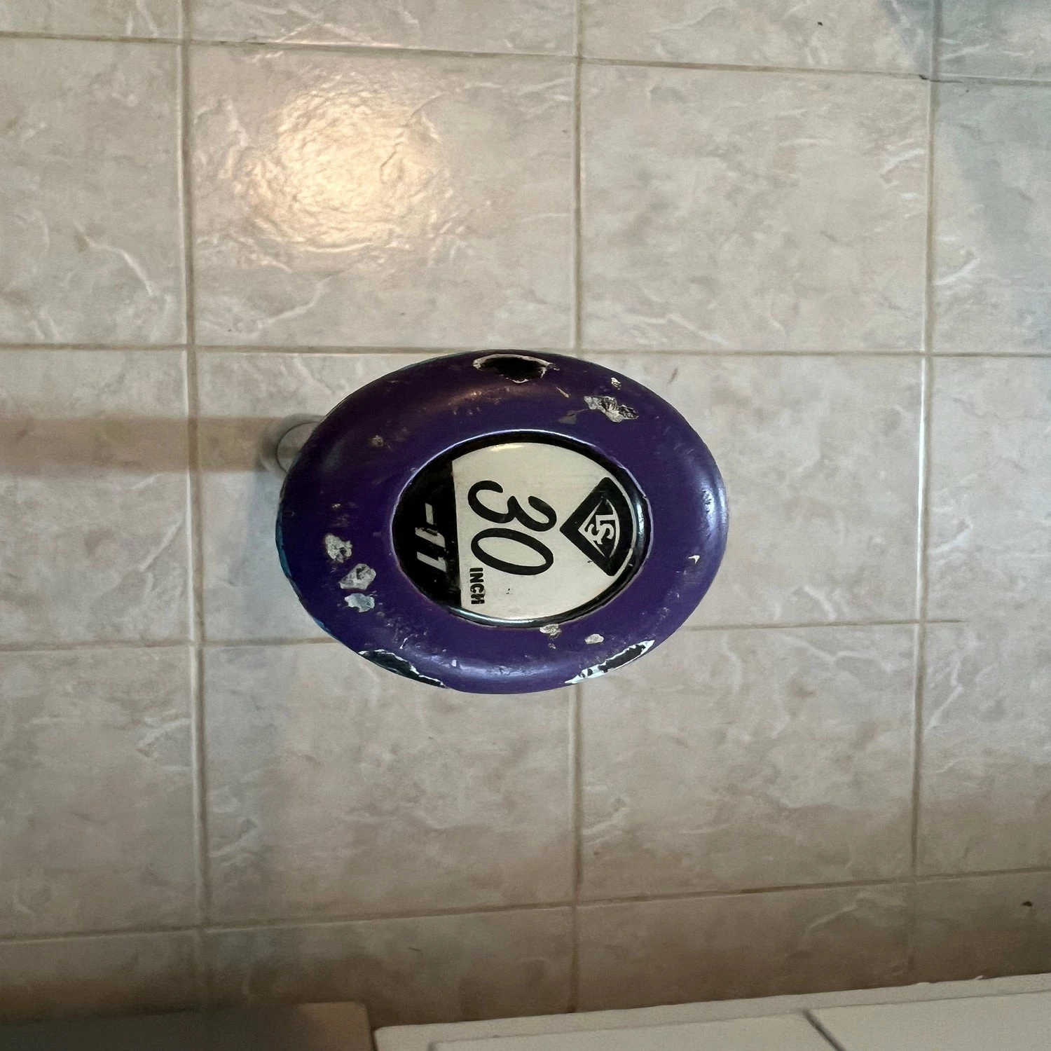 Louisville Slugger (-11) 19 Oz 30" Xeno Bat 4 Louisville Slugger (-11) 19 Oz 30" Xeno Bat - Image 4