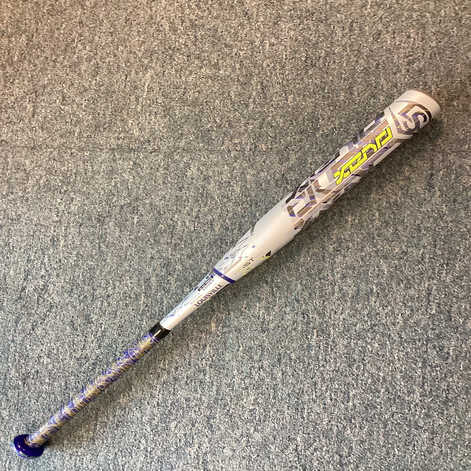 Used 2022 Louisville Slugger (-10) 22 Oz 32" Xeno Fastpitch Bat 1 Used 2022 Louisville Slugger (-10) 22 Oz 32" Xeno Fastpitch Bat