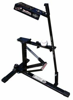 LOUISVILLE SLUGGER Louisville UPM50 Pitching Machine